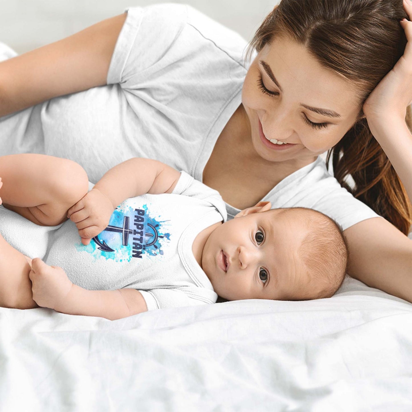 Personalisiertes Baby-Body mit Wunschdruck – Kurzarm Weiß – Geschenk zur Geburt oder Babyshower